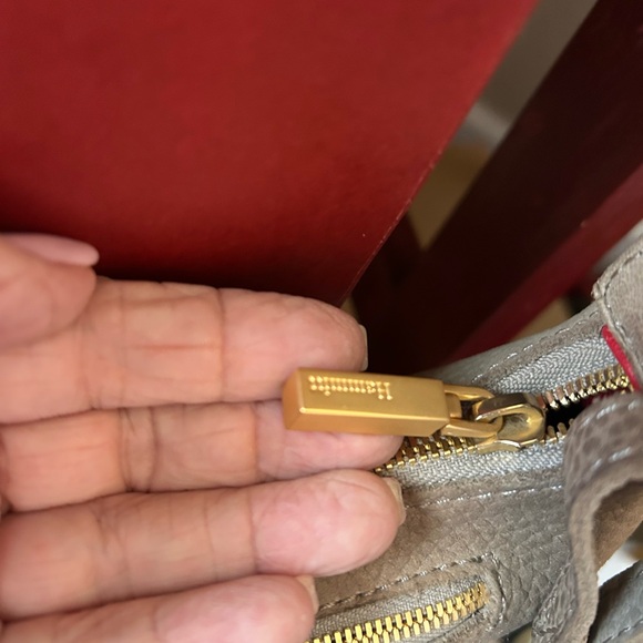 Hammitt🌺Beige Handbag and Wallet Set.
FIRM on price - Picture 4 of 11